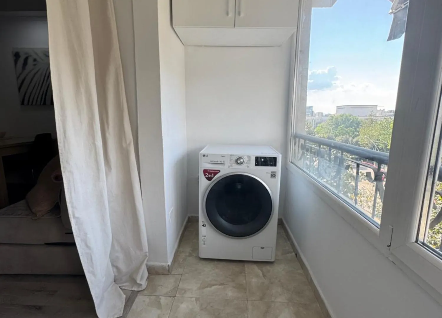 Tirana Skanderbeg Corner Flat 0*,